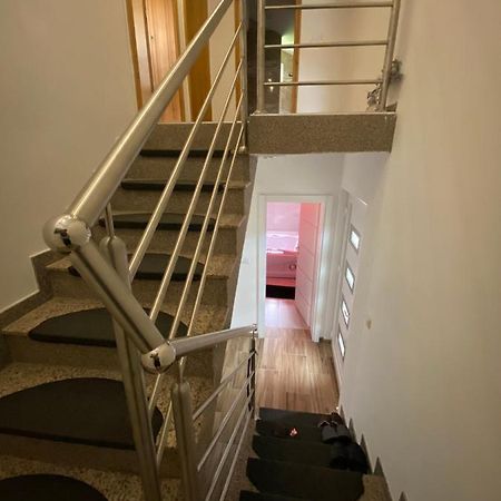 Rok Villa Tesanj Екстериор снимка